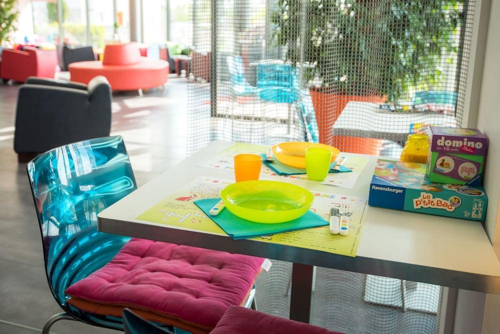 Ibis Styles Pertuis Portes Du Luberon Ngoại thất bức ảnh