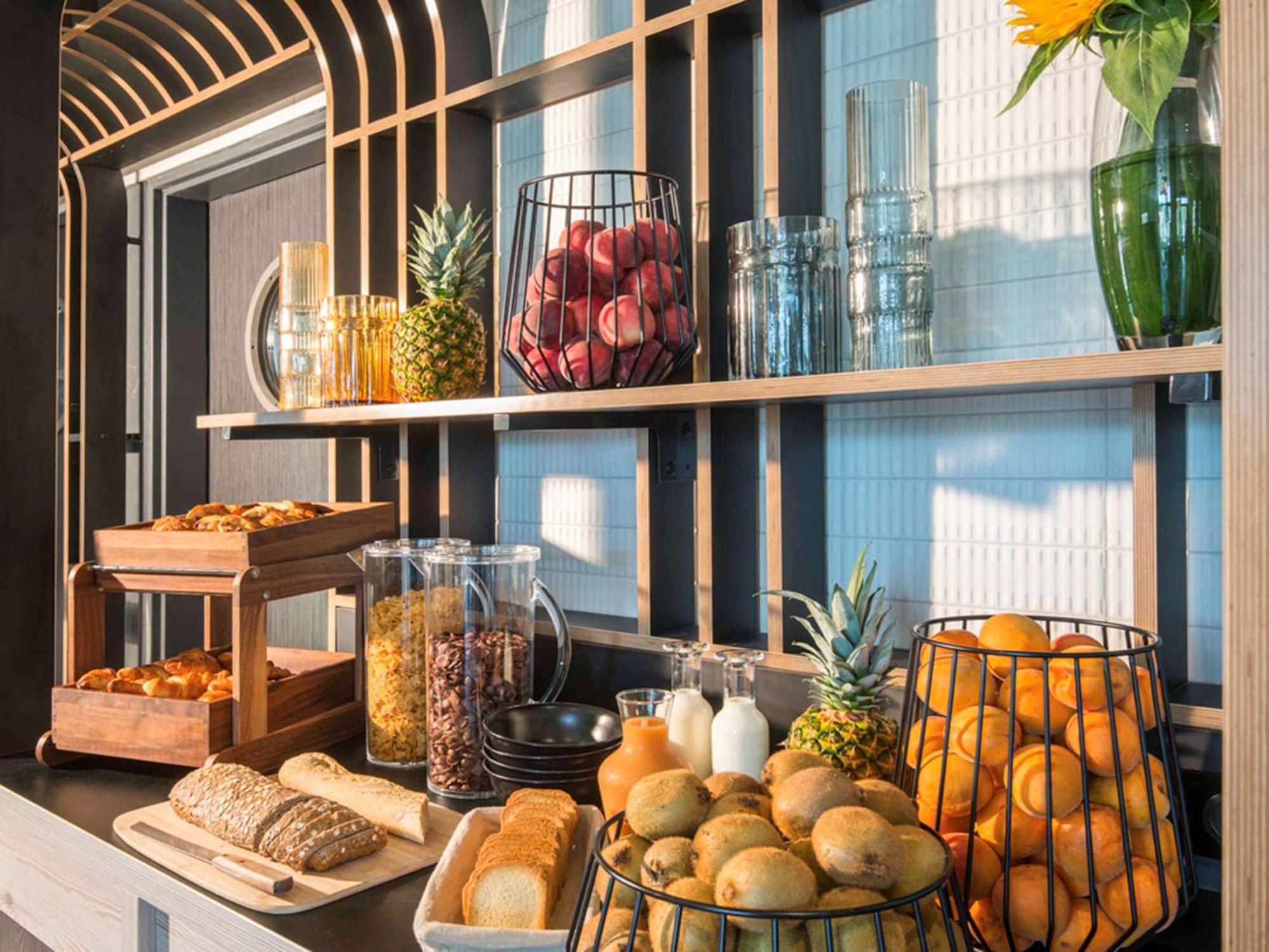 Ibis Styles Pertuis Portes Du Luberon Ngoại thất bức ảnh